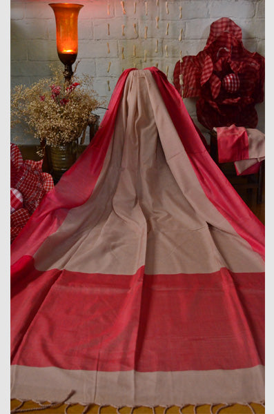 RADHI V SAREE