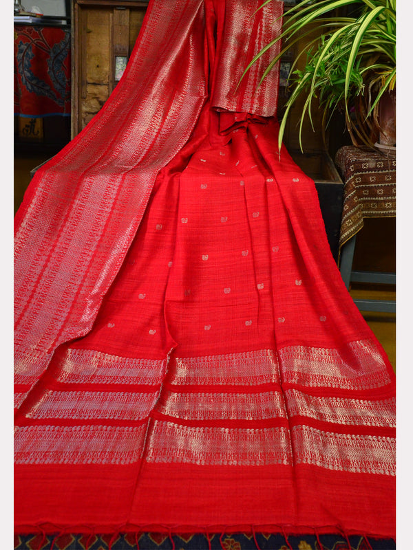 JARIBUTI SAREE