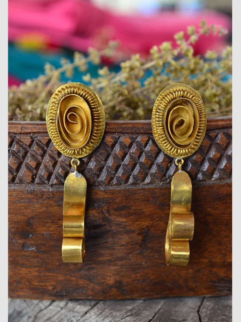 BR HAND BEATEN BRASS JEWLLERY 13