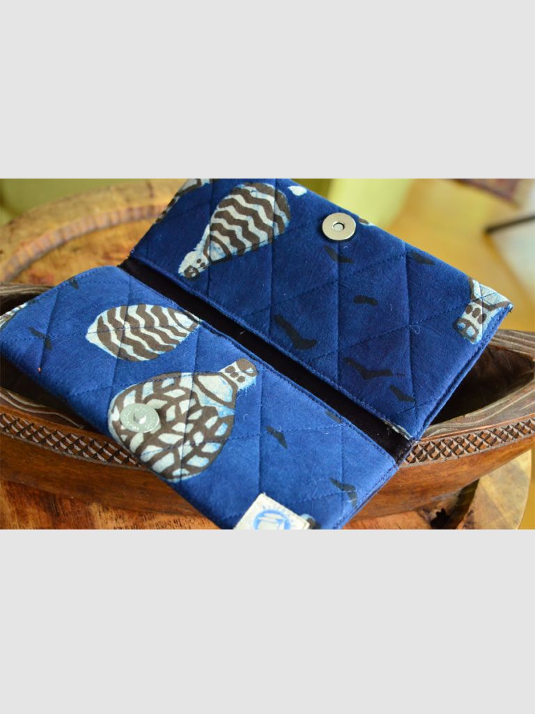 HAND PRINTED NATURAL FABRIC LADIES WALLET 02