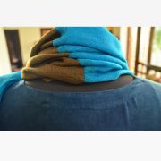CROSS FLAP SCARF 04