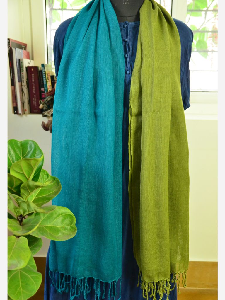 CROSS FLAP SCARF 10
