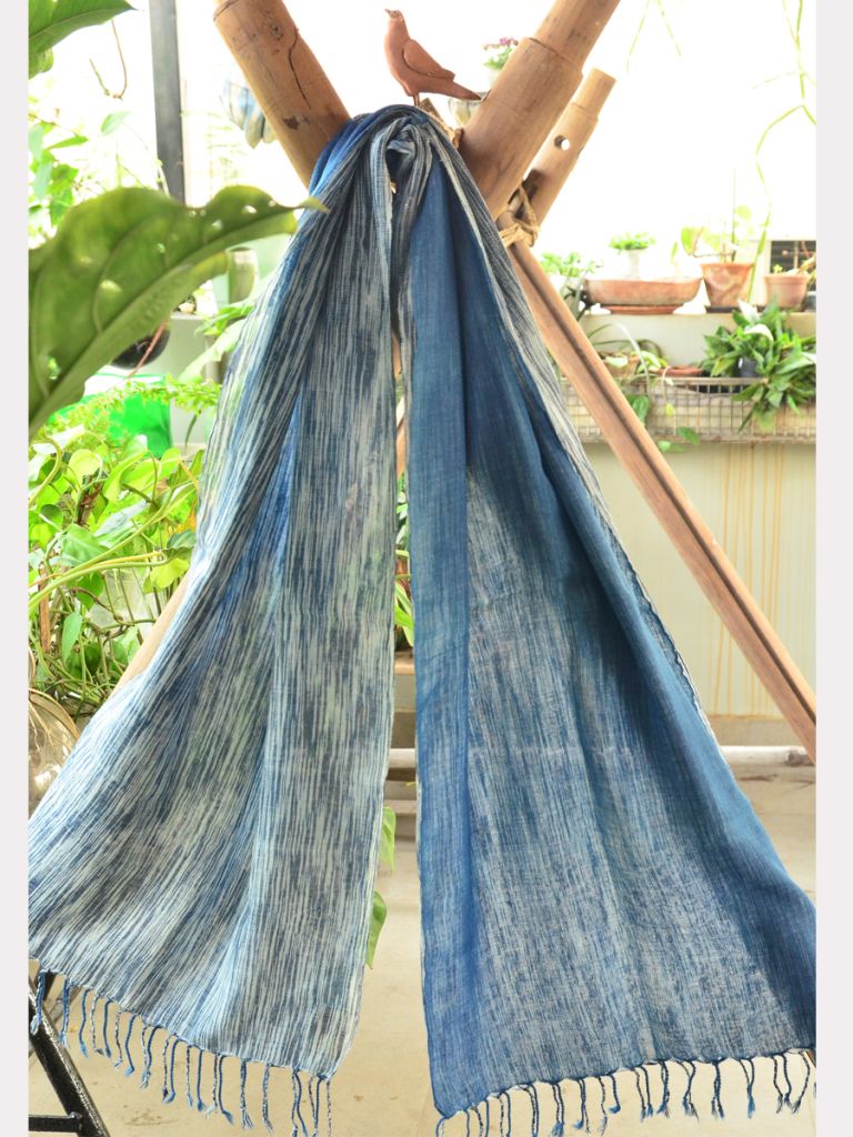 INDIGO WOOL SCARF