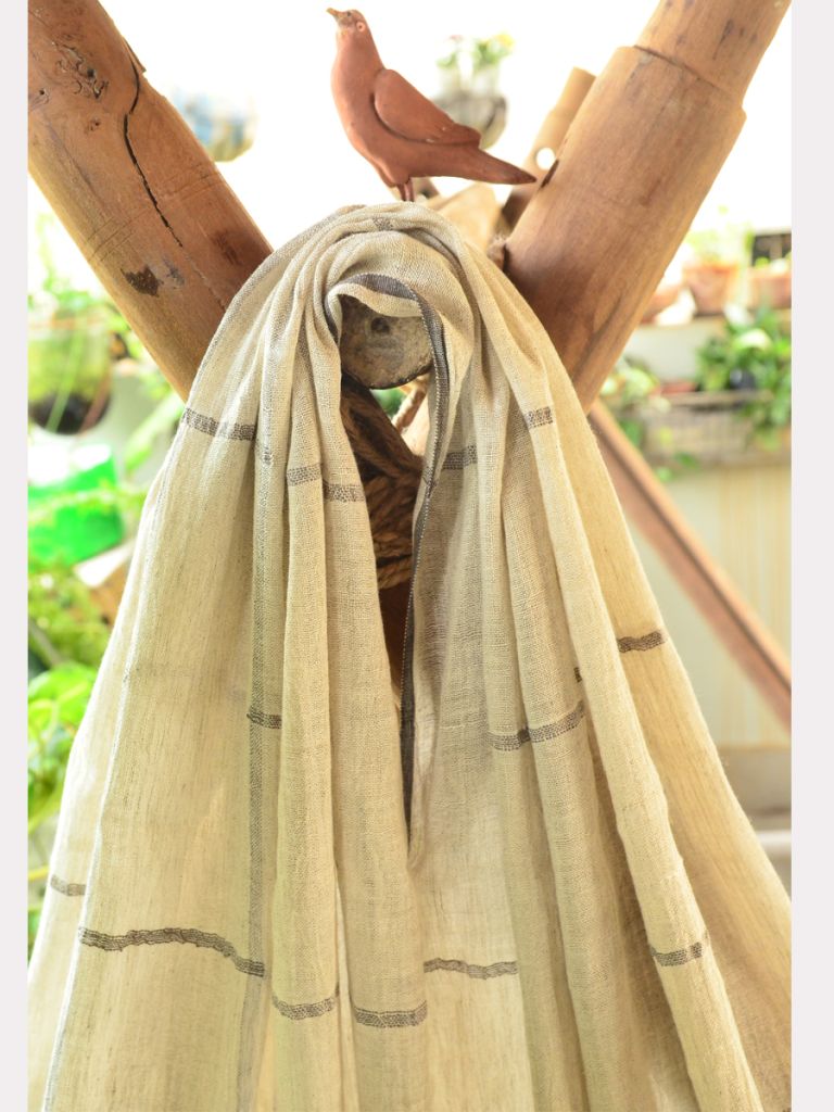 NAT DYE GAUGE BRICK SCARF 01