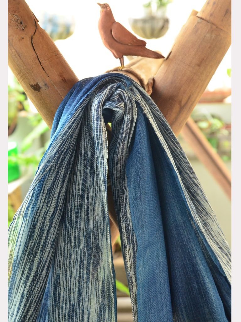 INDIGO WOOL SCARF