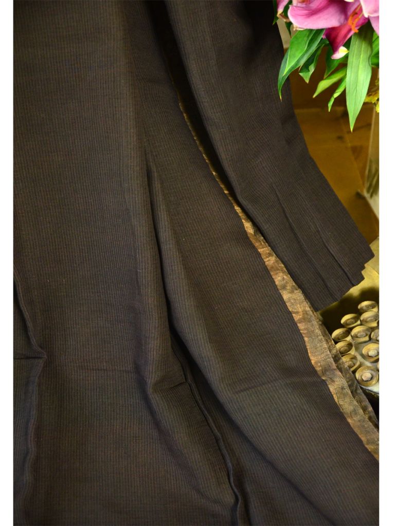 ABHA LIN SAREE 01
